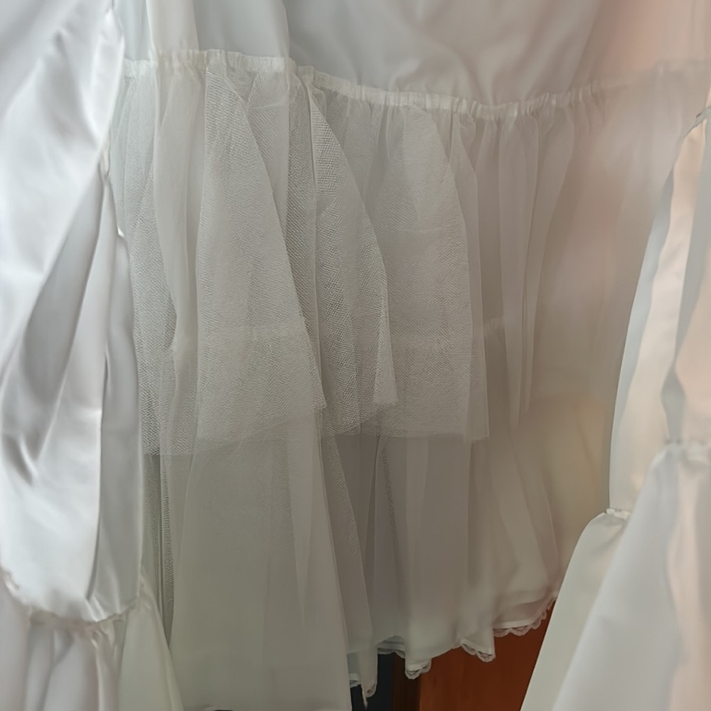 Petticoat Underskirt - Picture 3 of 3